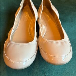 EUC Calvin Klein pink ballet flats.